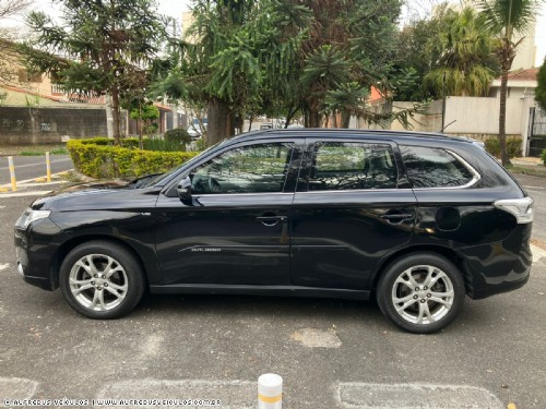 Mitsubishi OUTLANDER GT 3.0 AWD 2014/2015